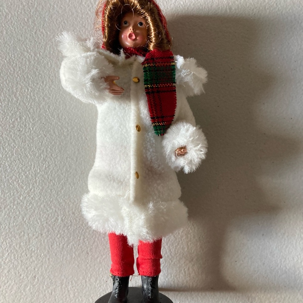 Christmas Figurine Female Singer Carols About 9” Tall